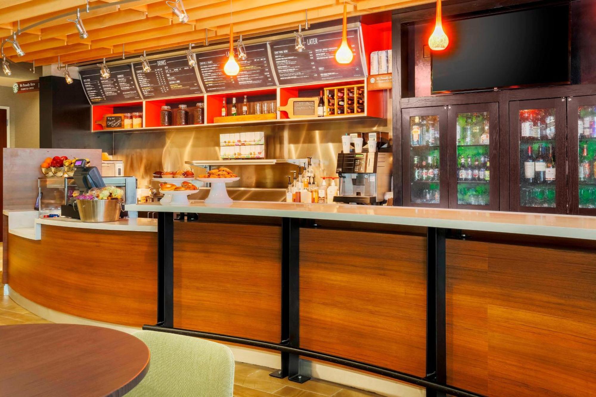 Courtyard By Marriott Dallas Arlington South Екстер'єр фото