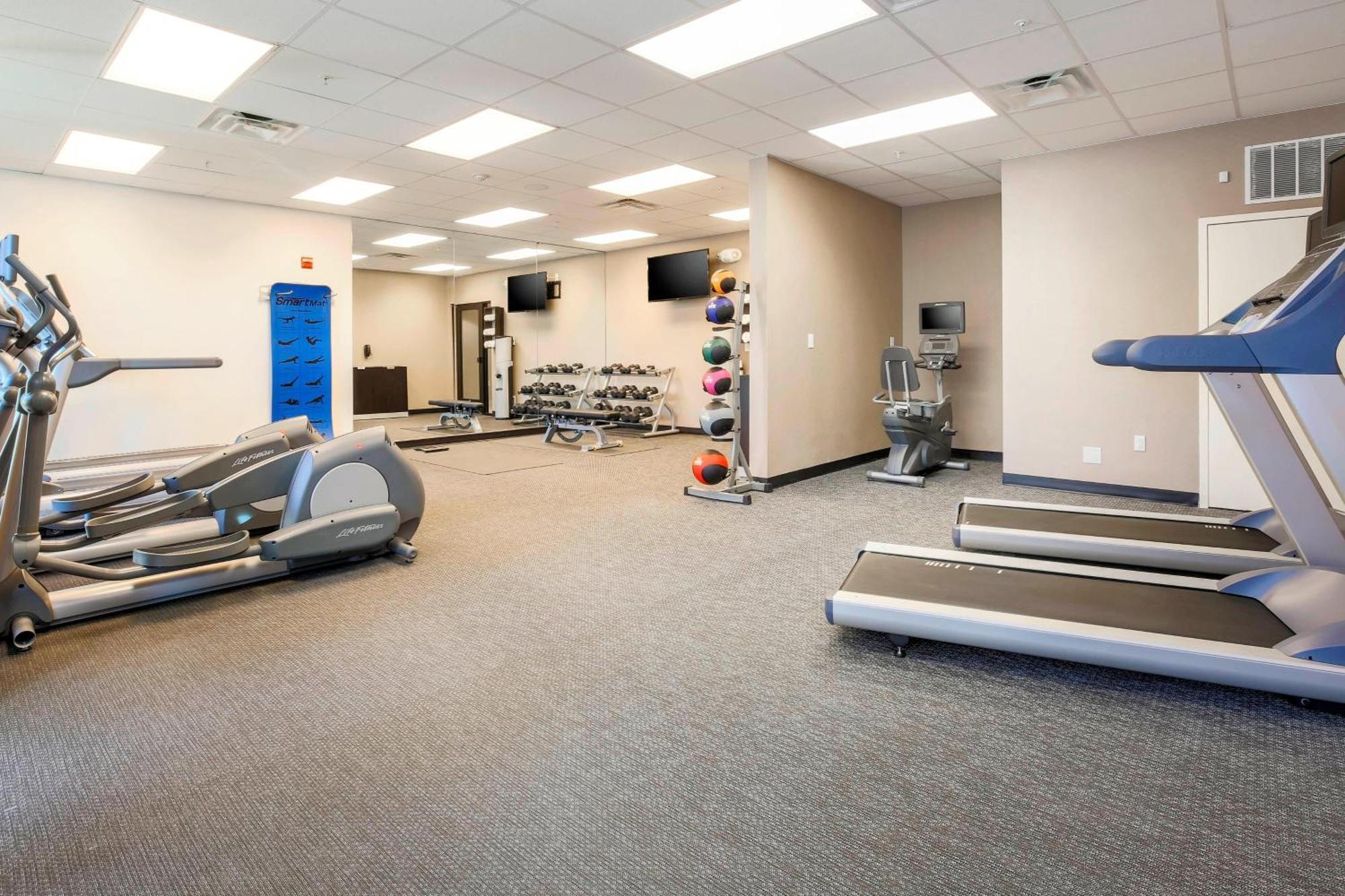 Courtyard By Marriott Dallas Arlington South Екстер'єр фото