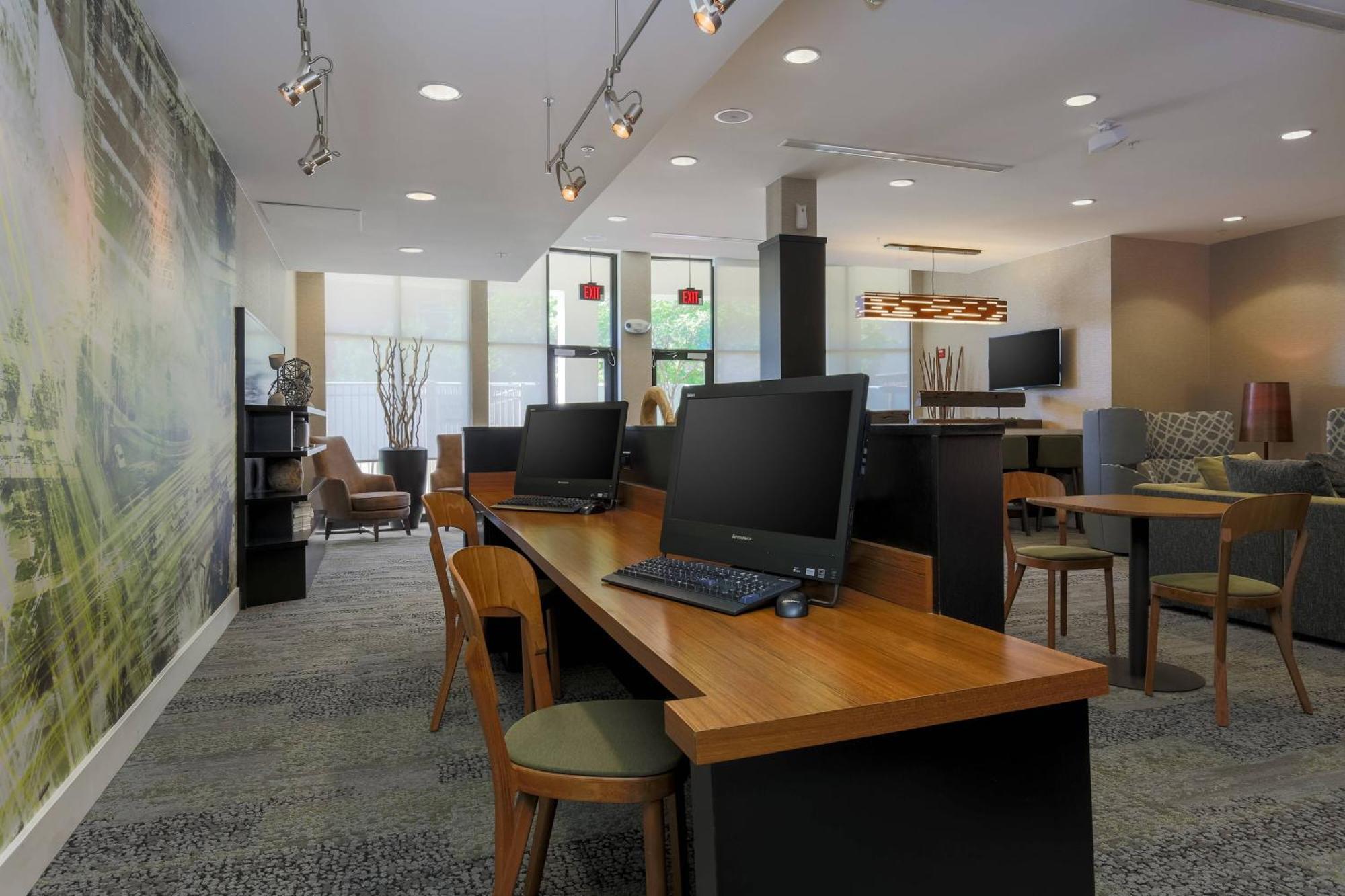 Courtyard By Marriott Dallas Arlington South Екстер'єр фото