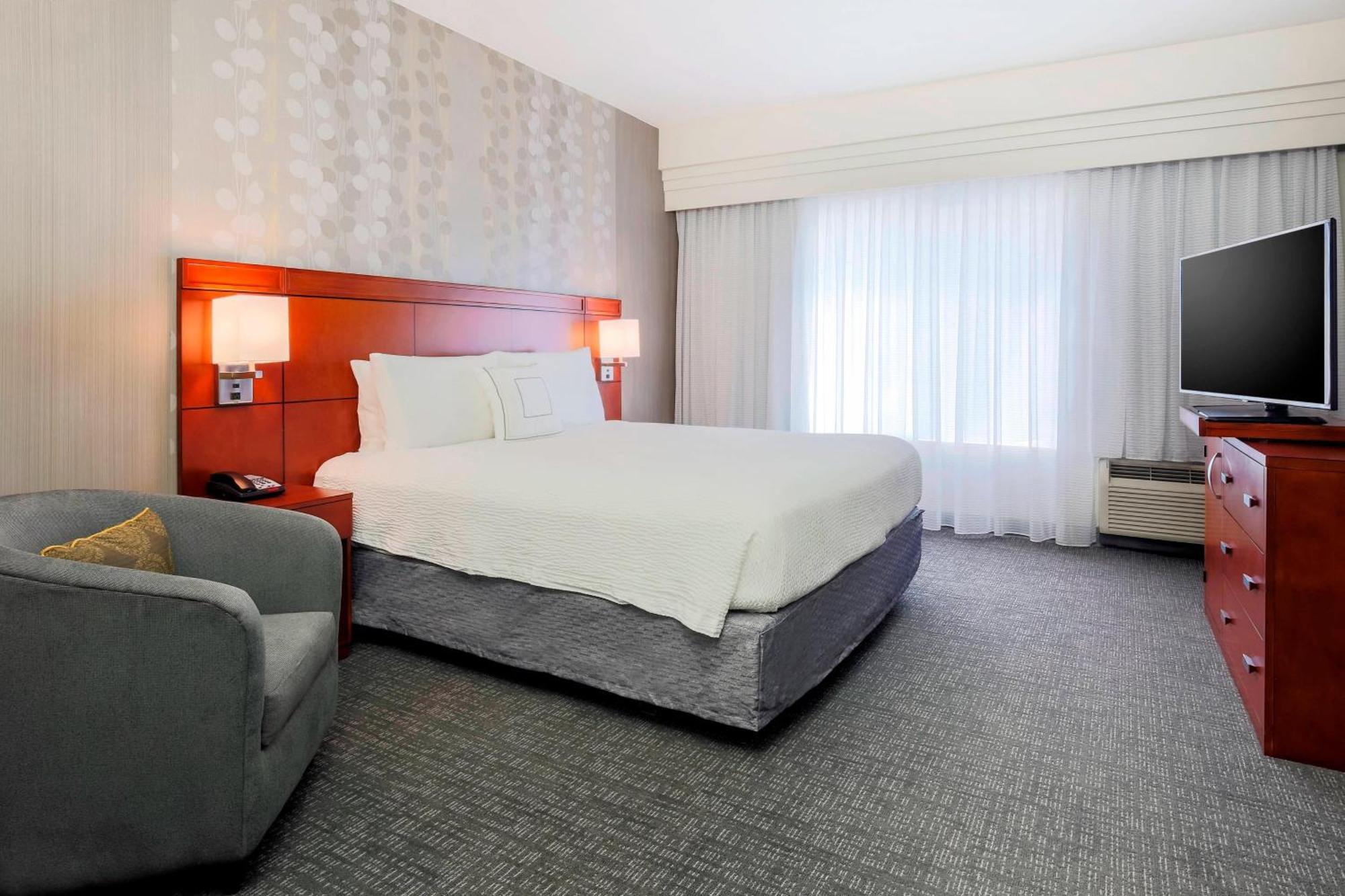 Courtyard By Marriott Dallas Arlington South Екстер'єр фото