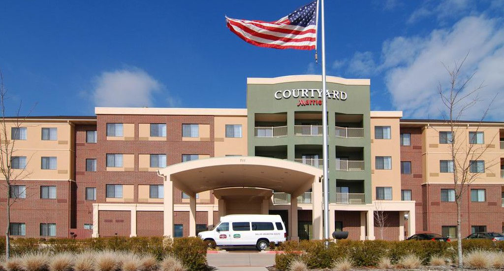 Courtyard By Marriott Dallas Arlington South Екстер'єр фото