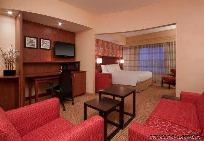 Courtyard By Marriott Dallas Arlington South Екстер'єр фото
